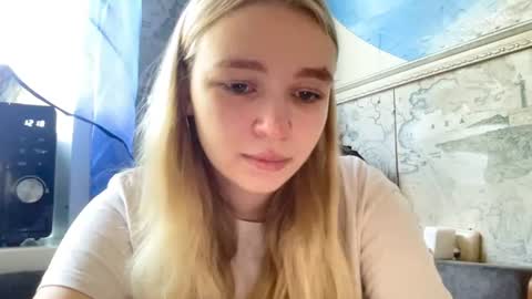 Snapshot of cherryleija chatting on June 10, 2026, 5:18 am Lei online show from June 10, 2026, 5:18 am