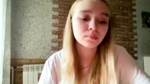 Snapshot of cherryleija chatting on June 11, 2026, 5:49 am Lei online show from June 11, 2026, 5:49 am