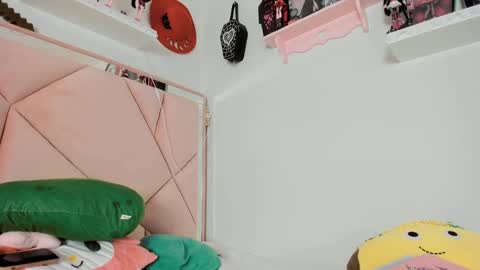 cherrycute666 online show from January 26, 2025, 6:17 am