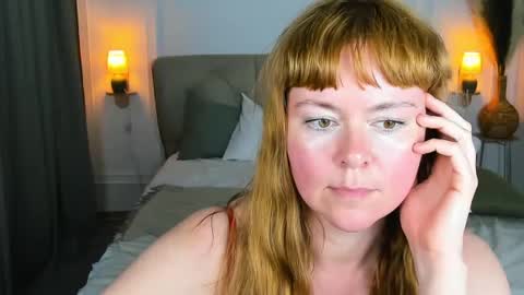 Miy online show from May 19, 2026, 1:56 am