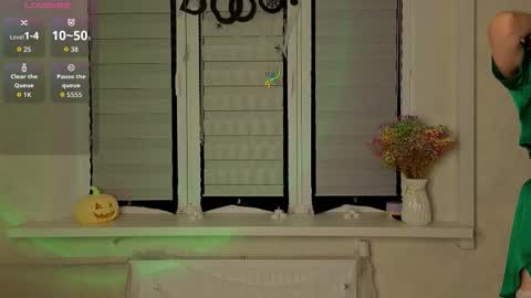 Lysia online show from October 30, 2025, 12:17 pm