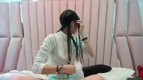 cherrysweetl_ online show from July 7, 2026, 1:15 pm