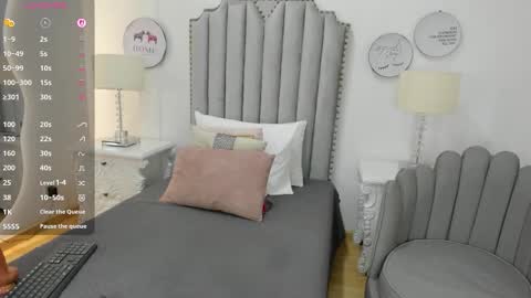 Valery  online show from September 10, 2025, 11:21 am