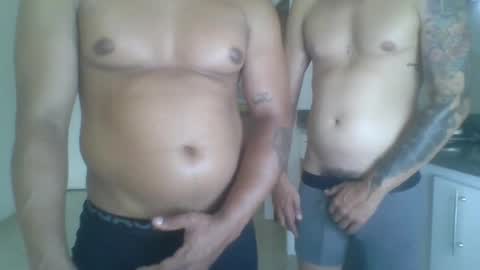 Snapshot of cherryvibes69 chatting on April 27, 2026, 3:37 am --- online show from April 27, 2026, 3:37 am