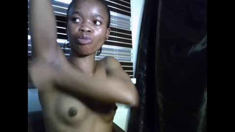 Snapshot of cherryxpussy chatting on March 5, 2025, 10:11 am cherryxpussy online show from March 5, 2025, 10:11 am