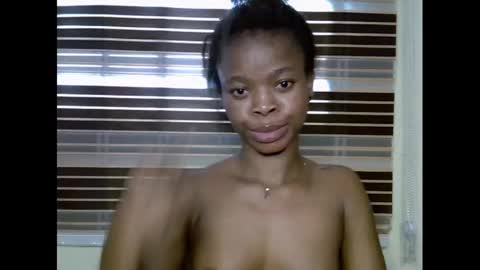 Snapshot of cherryxpussy chatting on March 10, 2025, 10:37 am cherryxpussy online show from March 10, 2025, 10:37 am