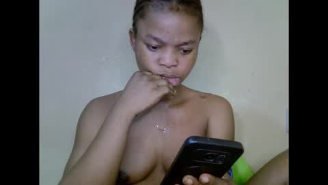 Snapshot of cherryxpussy chatting on October 7, 2025, 12:02 pm cherryxpussy online show from October 7, 2025, 12:02 pm