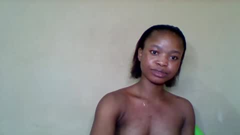 Snapshot of cherryxpussy chatting on December 17, 2025, 8:20 am cherryxpussy online show from December 17, 2025, 8:20 am