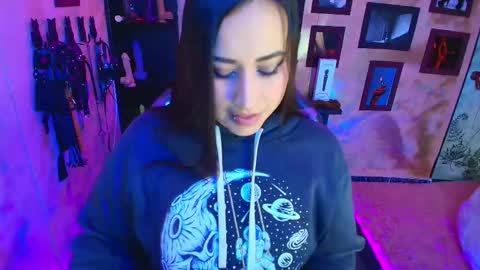 Snapshot of cherryy_bombshelll chatting on November 6, 2025, 3:46 pm cherry online show from November 6, 2025, 3:46 pm