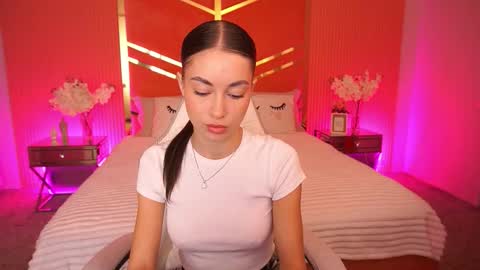 Snapshot of cherryylulu chatting on October 15, 2025, 7:30 am cherryylulu online show from October 15, 2025, 7:30 am