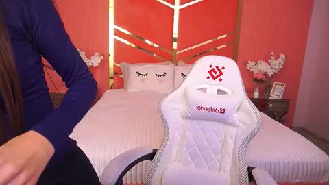 Snapshot of cherryylulu chatting on November 12, 2025, 8:48 am cherryylulu online show from November 12, 2025, 8:48 am