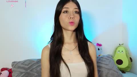 cheryelfox online show from November 5, 2025, 4:34 am