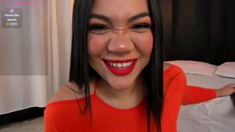 cherylfoster_ online show from October 1, 2025, 8:37 pm