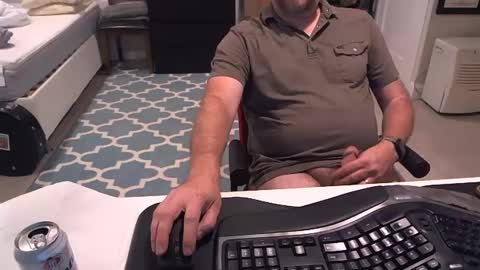 Snapshot of chesbayboy chatting on September 27, 2025, 4:06 am chesbayboy online show from September 27, 2025, 4:06 am