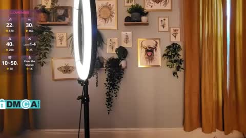 Chevi Blue online show from October 21, 2025, 1:45 pm