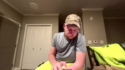 chevycamaro1978 online show from February 2, 2025, 1:02 am