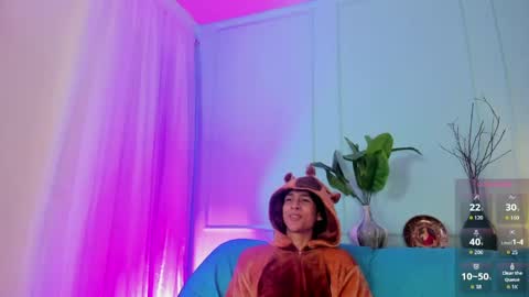 Cheys online show from May 12, 2026, 6:49 pm