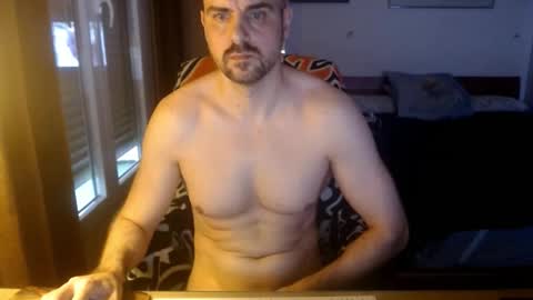 chicocam1983 online show from November 10, 2025, 4:39 pm