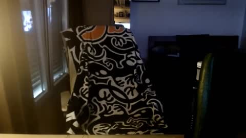 chicocam1983 online show from May 4, 2026, 3:52 pm