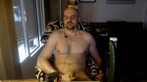 chicocam1983 online show from June 20, 2026, 4:32 pm