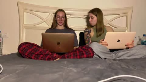 Goddess Vika - owner of all ur money online show from December 30, 2024, 6:38 pm