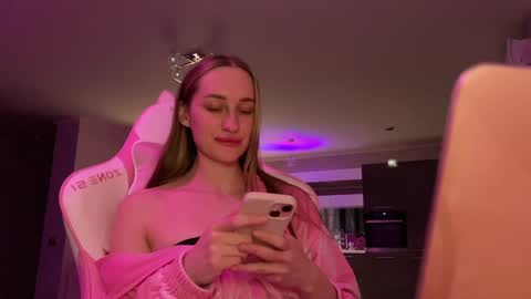 Goddess Vika - owner of all ur money online show from January 23, 2025, 8:24 pm