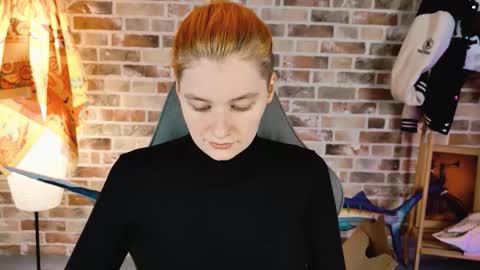 Bella online show from October 3, 2025, 5:26 am