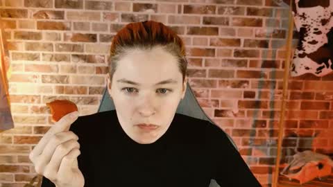 Bella online show from November 29, 2025, 9:12 am