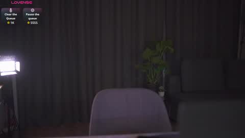 Snapshot of chillwithstacy chatting on June 18, 2026, 8:57 pm chillwithstacy online show from June 18, 2026, 8:57 pm