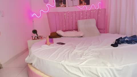 sophia online show from December 22, 2024, 5:12 am