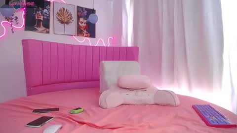 sophia online show from January 29, 2025, 1:49 pm