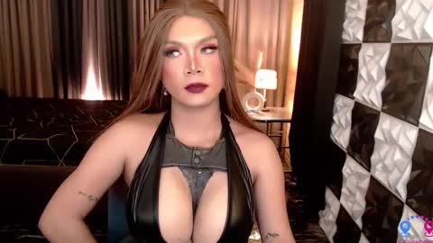 Franching Lee online show from October 8, 2025, 2:47 pm