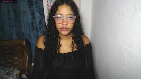 chleo_rosse online show from December 22, 2025, 1:08 pm