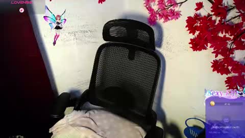 Snapshot of chleo_rosse chatting on July 17, 2026, 6:57 pm chleo_rosse online show from July 17, 2026, 6:57 pm