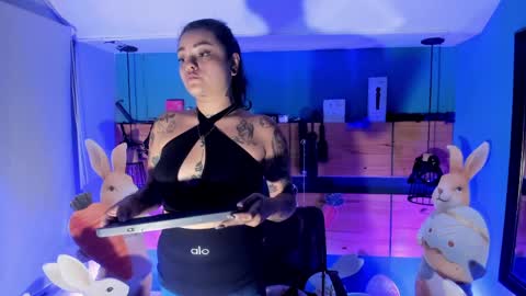 Chloeallennn  online show from April 1, 2026, 12:50 pm