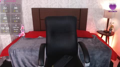 Chloe  online show from April 10, 2026, 11:37 am