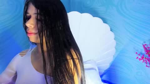 chloe_blowjob online show from March 16, 2026, 3:23 am