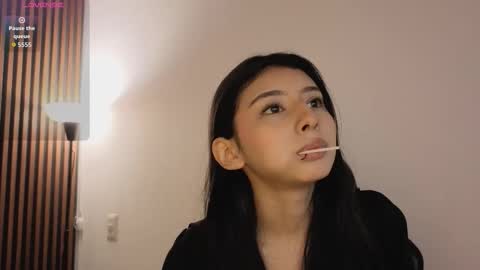 chloe_bluee_ online show from March 23, 2026, 1:26 pm