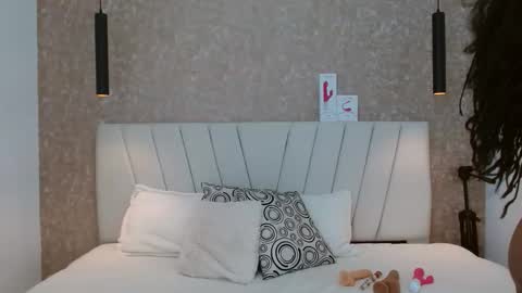 Abby 19 years online show from January 26, 2025, 5:34 pm