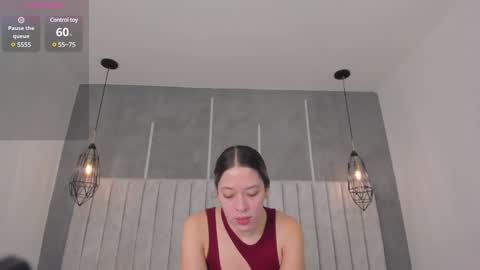 Chloe online show from February 8, 2025, 9:56 am