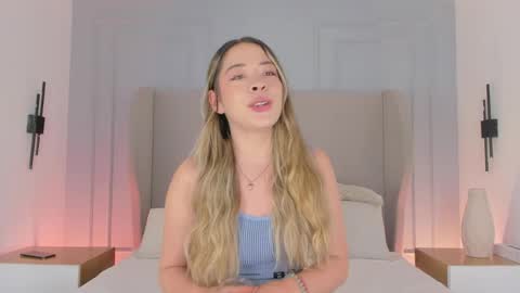 Snapshot of chloe_dee_ chatting on June 2, 2026, 11:56 am Chloe online show from June 2, 2026, 11:56 am