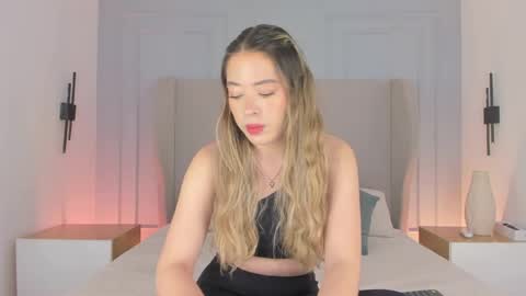 Snapshot of chloe_dee_ chatting on June 8, 2026, 11:54 am Chloe online show from June 8, 2026, 11:54 am