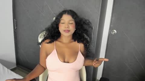 chloe online show from March 25, 2026, 11:33 pm