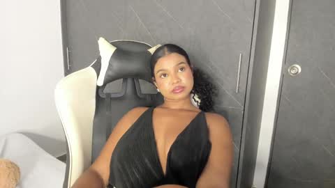 Snapshot of chloe_evans21 chatting on May 7, 2026, 12:16 am chloe online show from May 7, 2026, 12:16 am