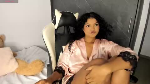 Snapshot of chloe_evans21 chatting on July 24, 2026, 12:52 am chloe online show from July 24, 2026, 12:52 am