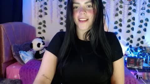  CHLOE online show from March 11, 2026, 11:22 pm