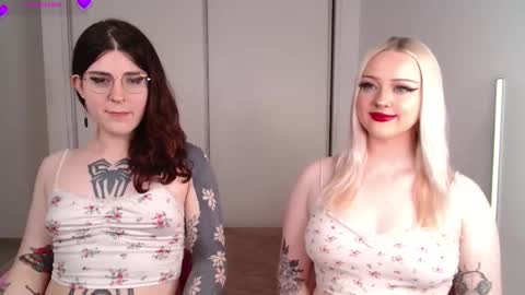 Chloe Levine online show from November 14, 2025, 7:45 pm