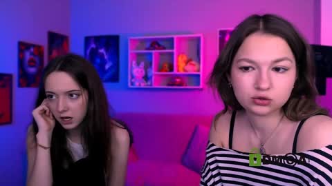 chloe_ley online show from April 20, 2026, 7:15 pm