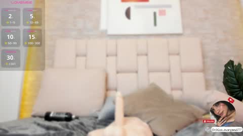 chloe online show from February 22, 2025, 10:42 pm