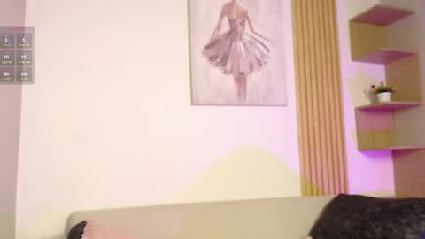 chloe_peach_ online show from April 7, 2026, 12:16 pm